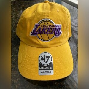 Los Angeles Lakers Yellow Cap ‘47 Clean Up NBA LA